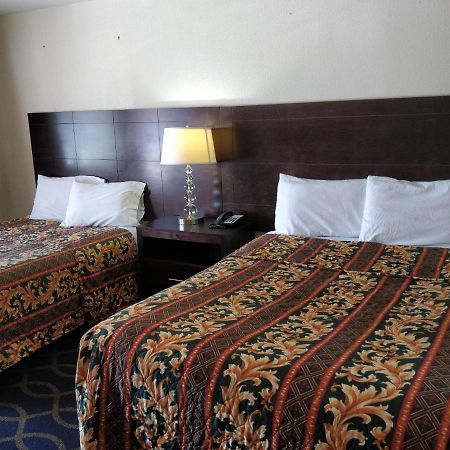 Holiday Motel Oakdale Bagian luar foto